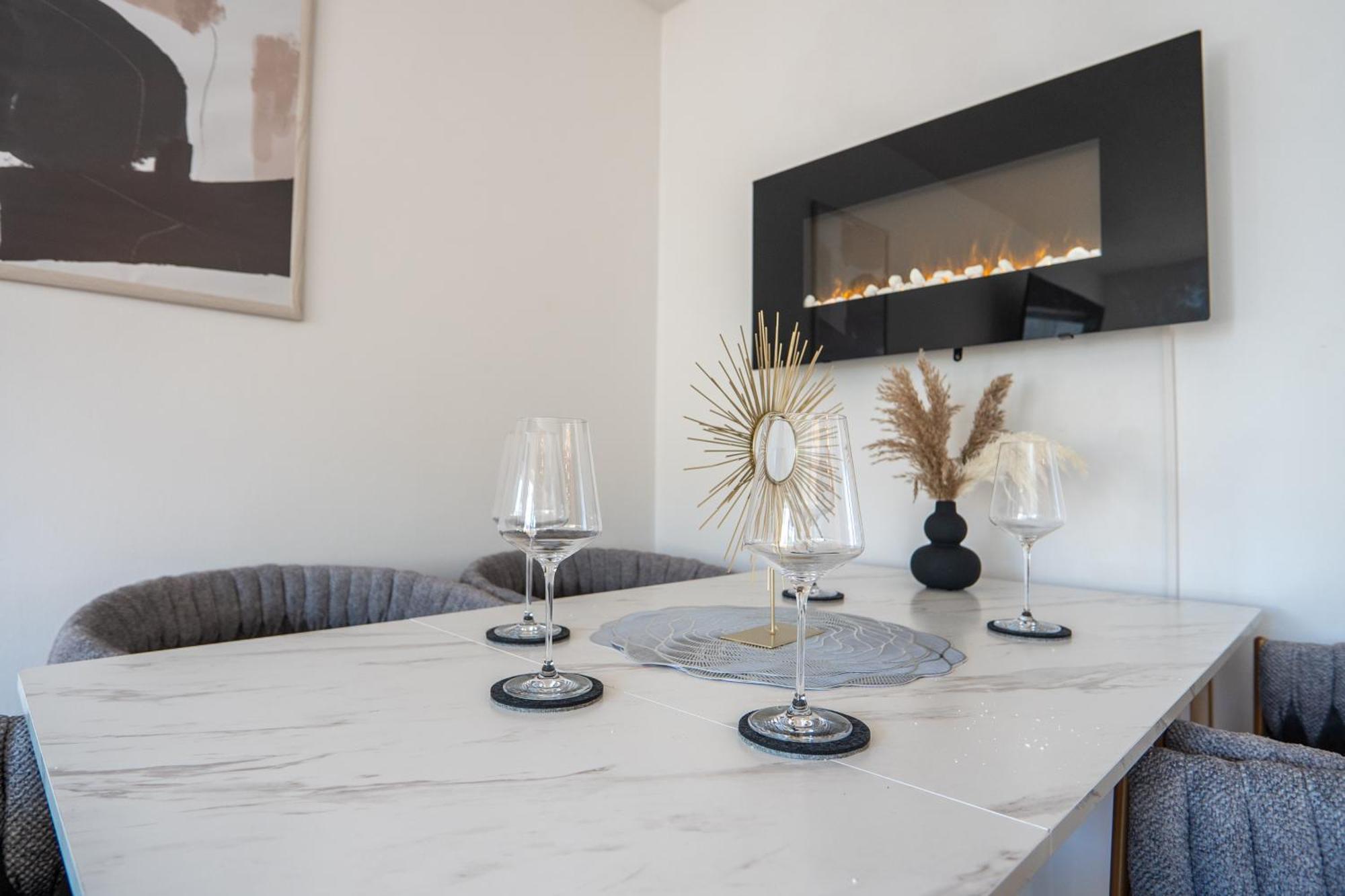 Appartement B - Parken, Stilvoll, Modern & Cozy Im Zentrum Von *